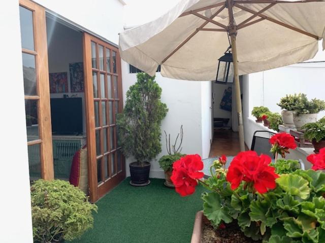 Lindos Apartamentos En San Isidro Lima Luaran gambar